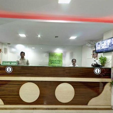 Hotel Diamond Springs à Visakhapatnam Extérieur photo